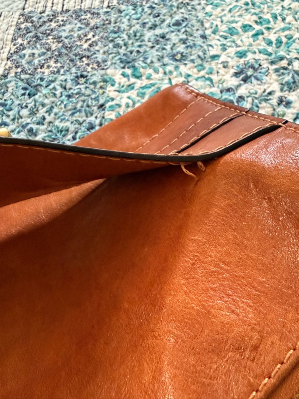 Pratesi Firenze Italian Leather Wristlet with Gold buckle - Picture 9 of 11